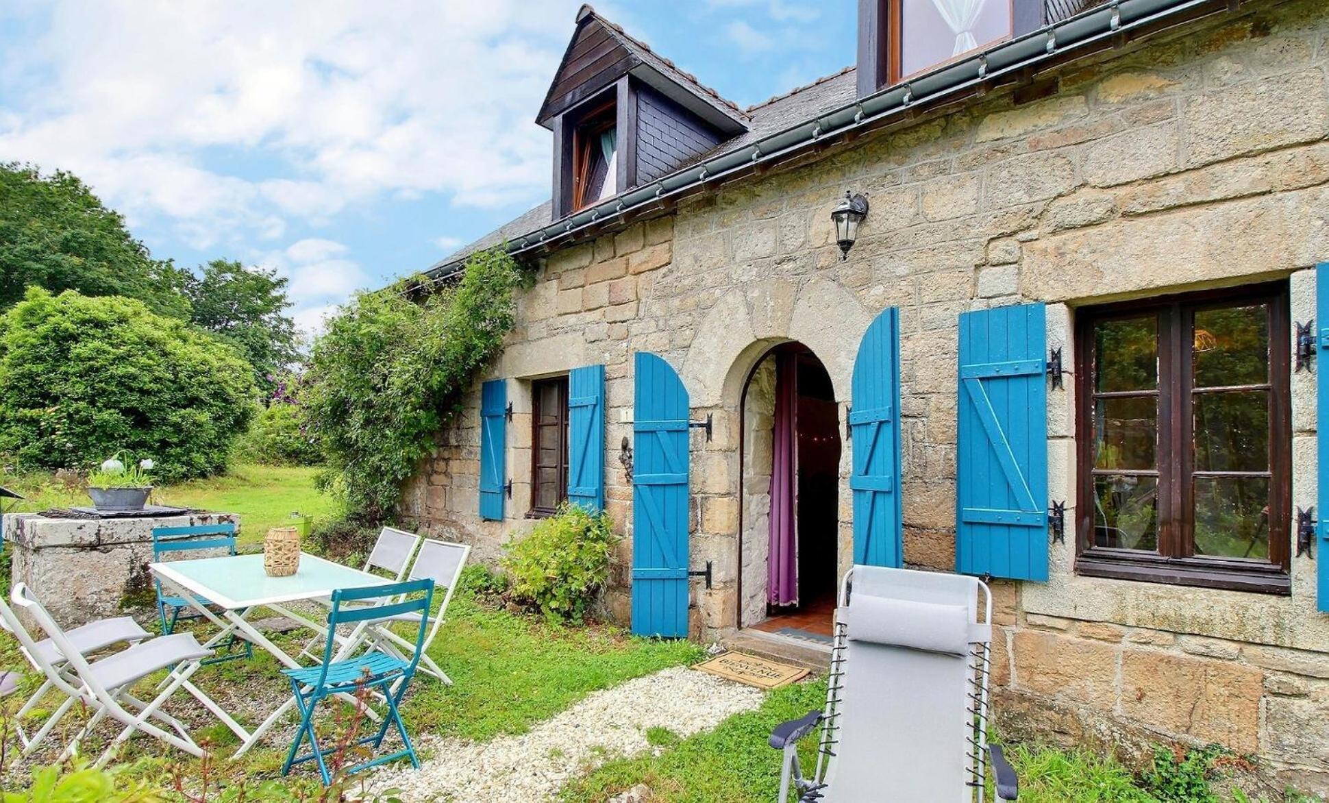 La Fontaine Airmeth Bed and Breakfast Ploërdut Eksteriør billede
