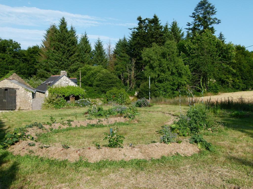 La Fontaine Airmeth Bed and Breakfast Ploërdut Eksteriør billede