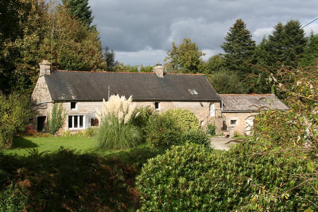La Fontaine Airmeth Bed and Breakfast Ploërdut Eksteriør billede
